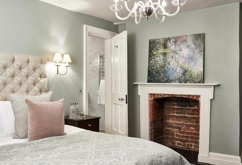 هتل Marquis Suffolk