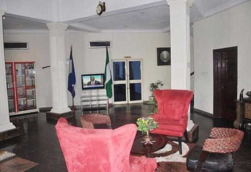 Mangel Hotel And Suites