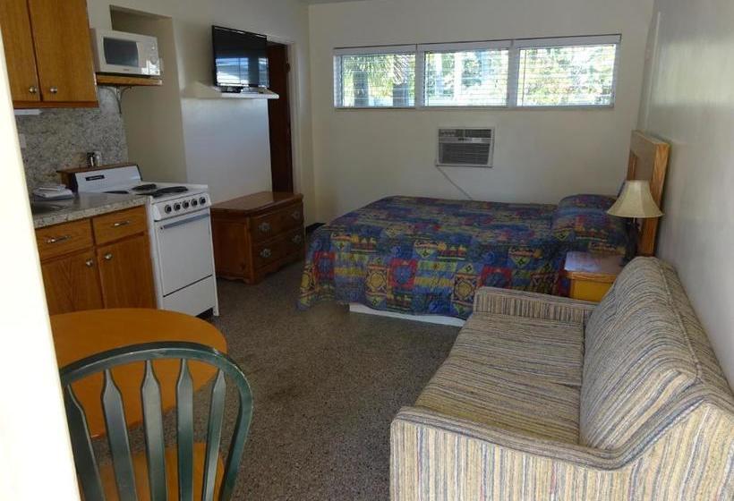 モーテル Ebb Tide