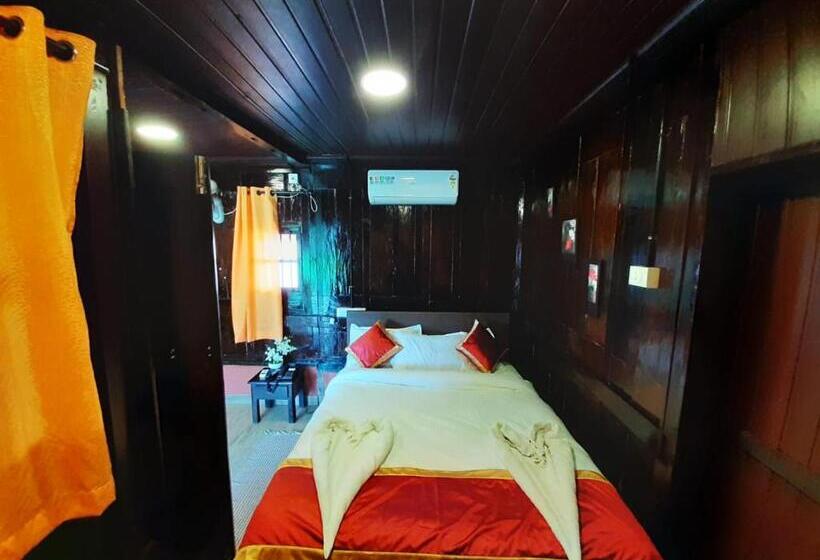 Sun View Beach Resort By Citrine