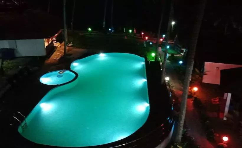 Sun View Beach Resort By Citrine