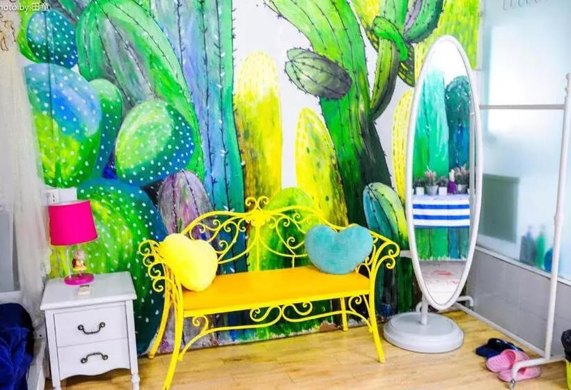 Yellow House Hostel Huizhou West Lake