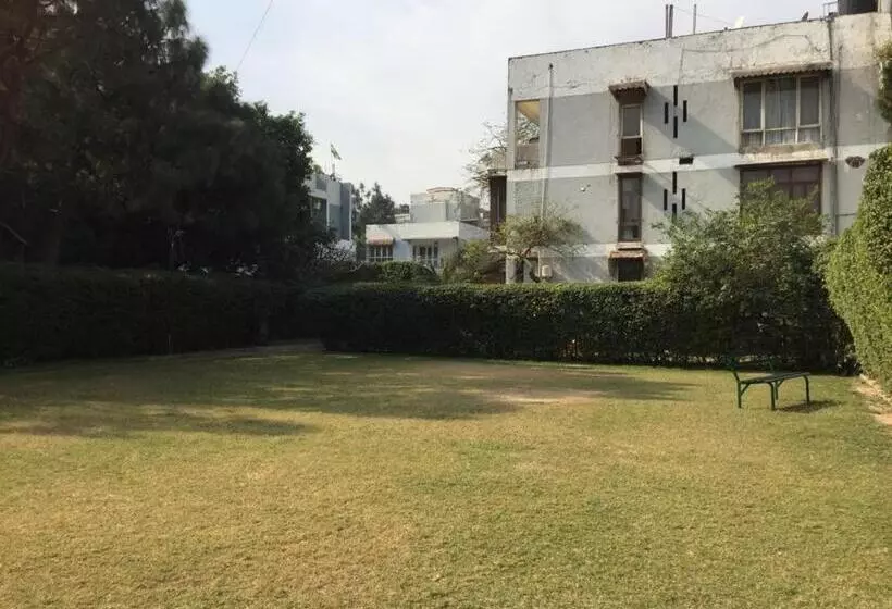 تختخواب و صبحانه Homestay Chateau 39
