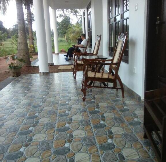 Bed and Breakfast Shady Mango Villa