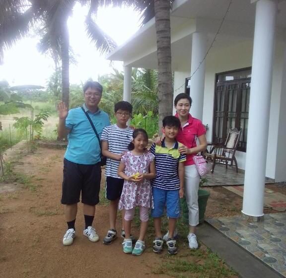 Bed and Breakfast Shady Mango Villa