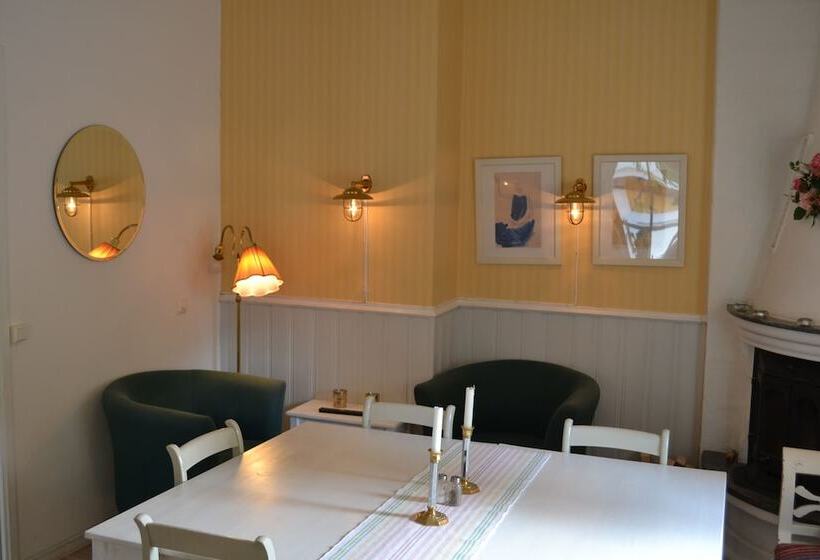 Gårdshotell Klockargården