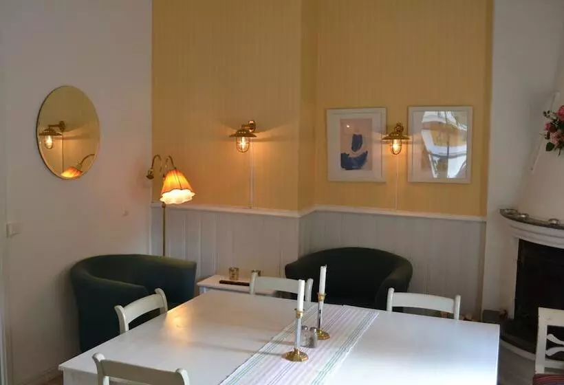 Gårdshotell Klockargården