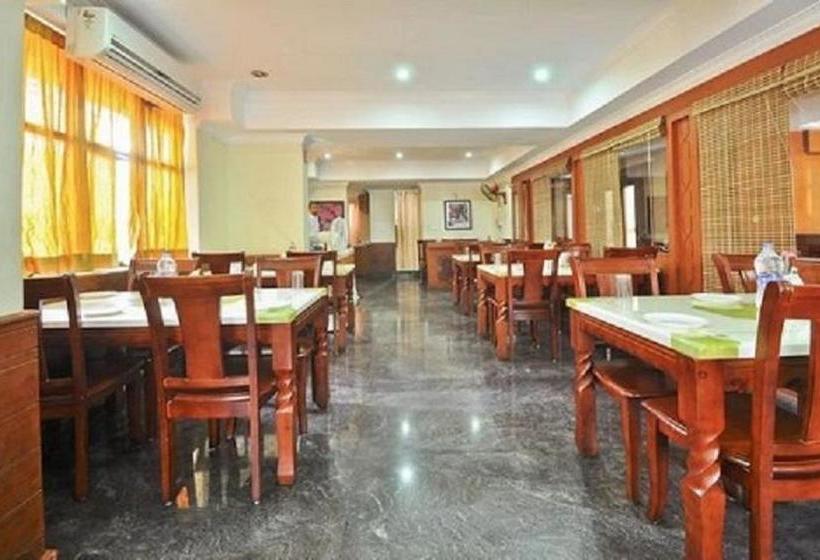 Hotel Green Land Residency