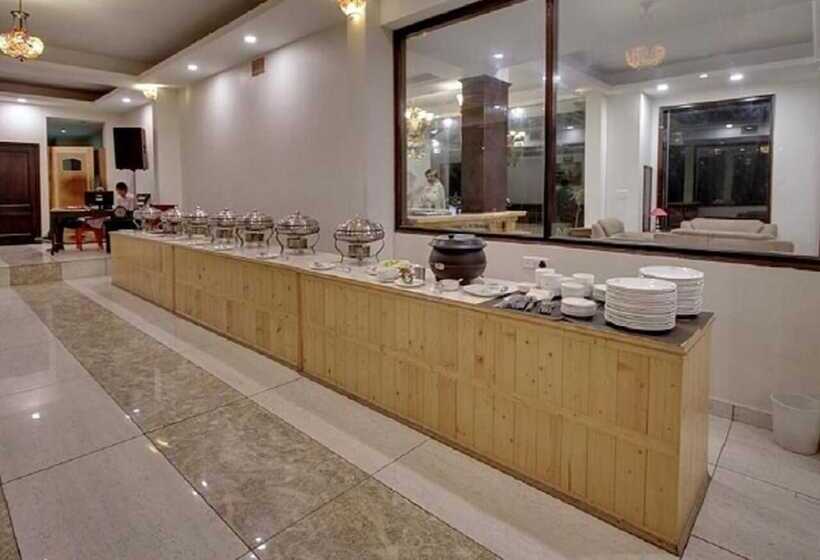 בית מלון כפרי Katoch Grand By Vivaan