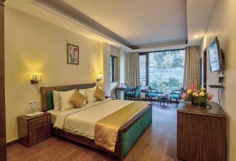 Hotelli Katoch Grand By Vivaan
