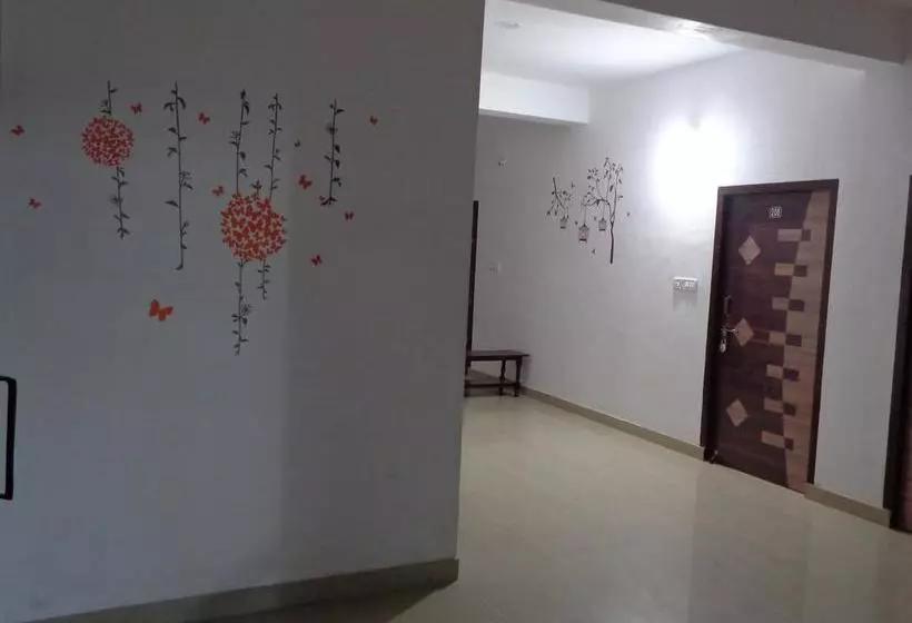 هتل O Sector 14 Formerly Saniya