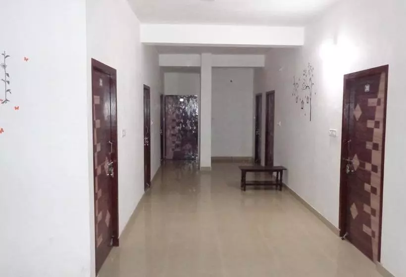 هتل O Sector 14 Formerly Saniya