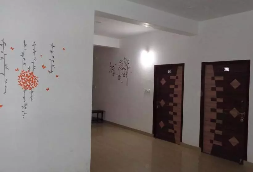هتل O Sector 14 Formerly Saniya