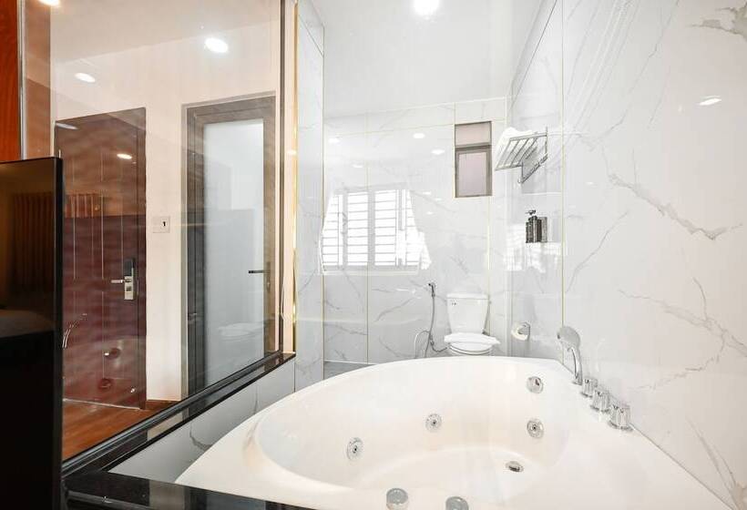 هتل Yoko Airport Saigon