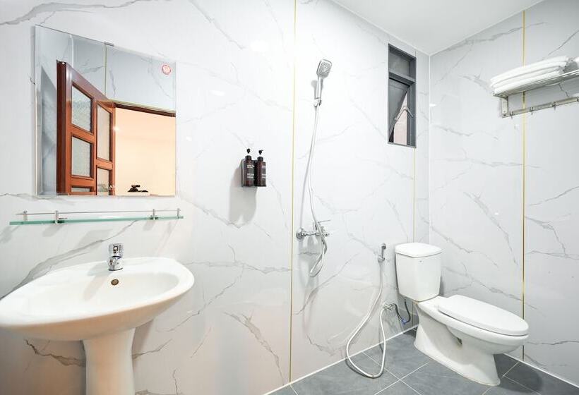 هتل Yoko Airport Saigon