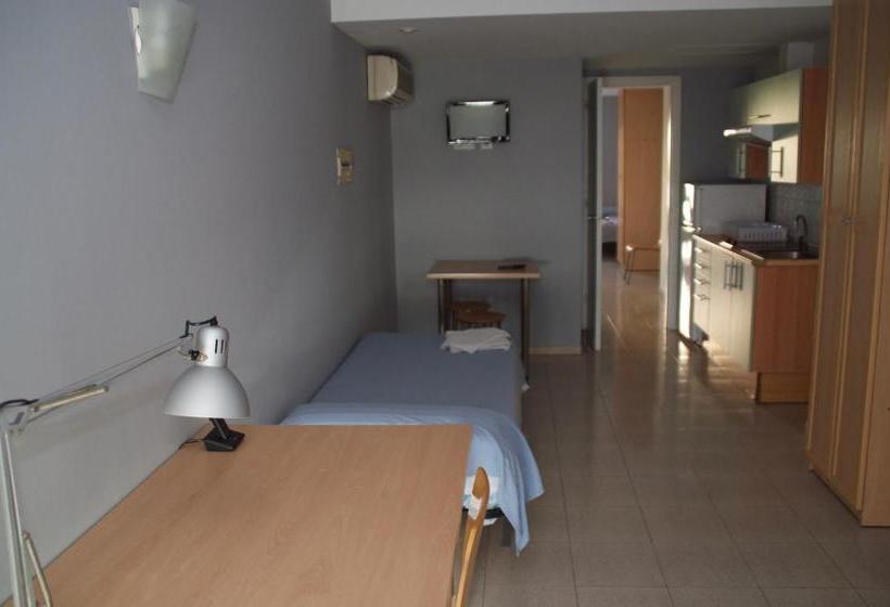 旅馆 Apartaments Turístics Residencia Vila Nova