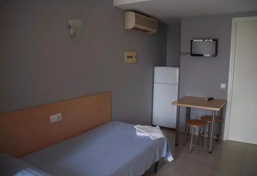 هاستل Apartaments Turístics Residencia Vila Nova