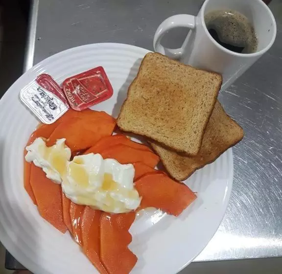 ユースホステル Hostal Cha Cha Cha