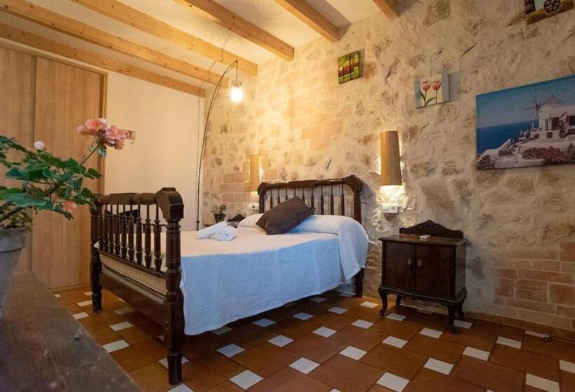 호스텔 La Pérgola Habitaciones Rústicas