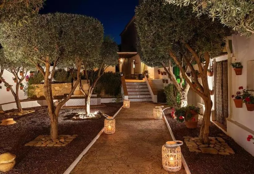 ホテル Boutique Hideaway Cortijo El Sarmiento
