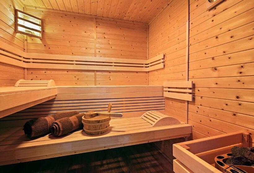 هتل Boutique Hideaway Cortijo El Sarmiento