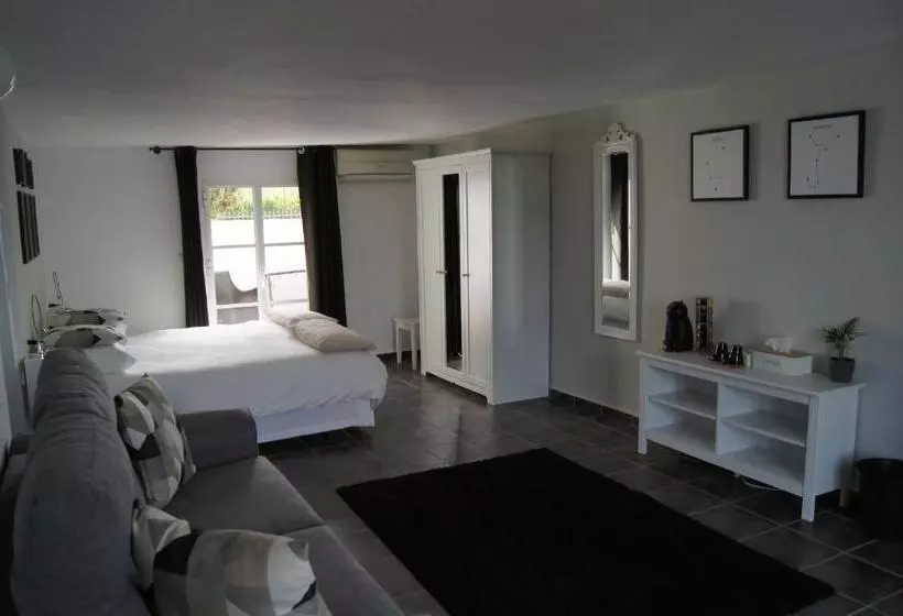 Aamiaismajoitus (B&B) Casa De Orange