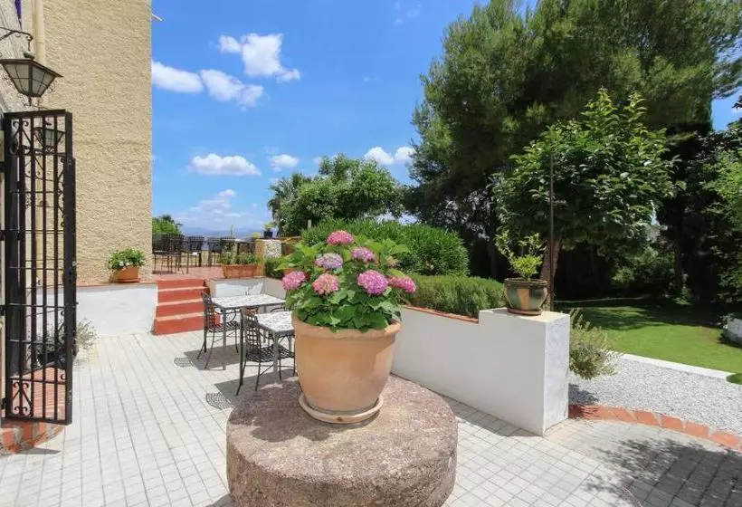 Aamiaismajoitus (B&B) Casa De Orange