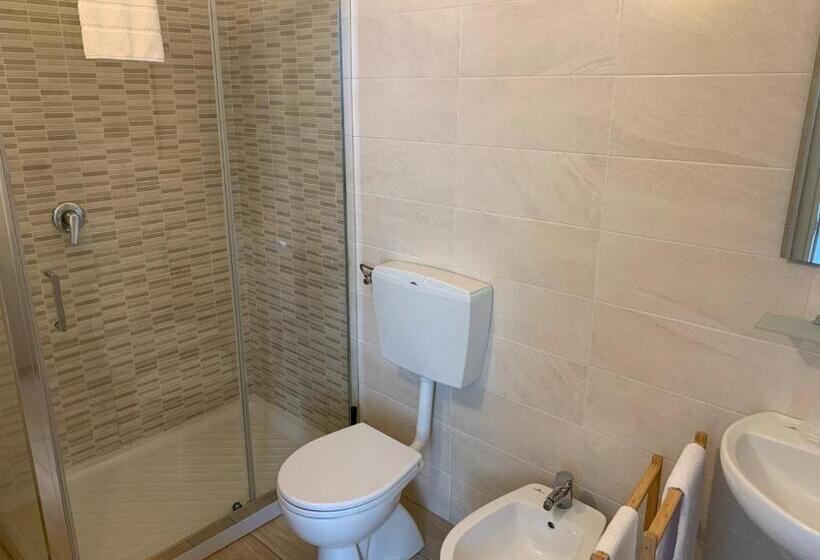 住宿加早餐  La Viscontina