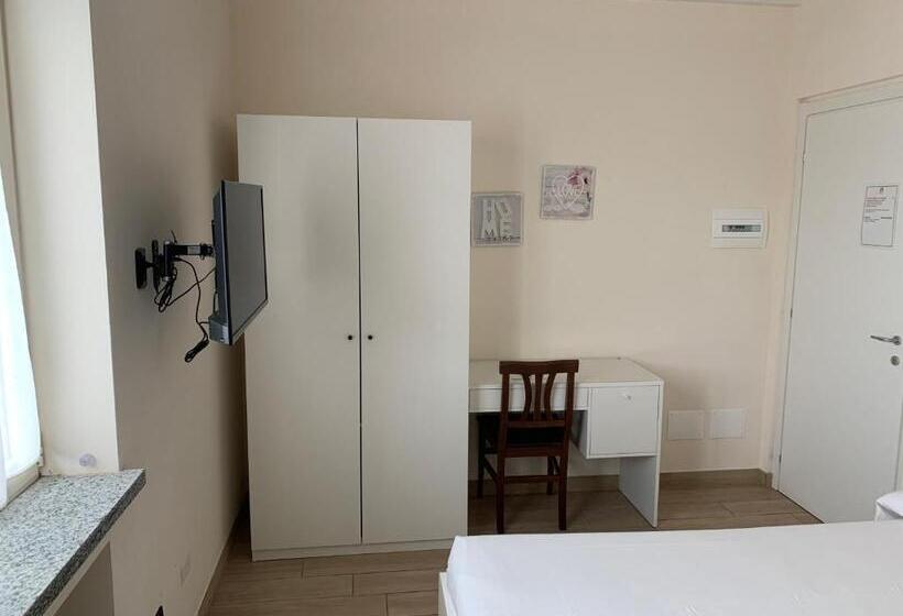 住宿加早餐  La Viscontina