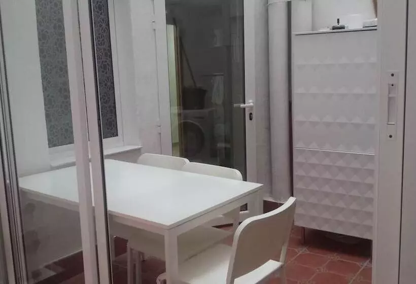 تختخواب و صبحانه Pensión Alemania