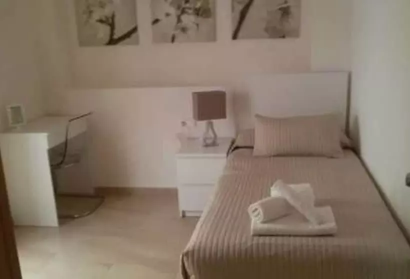 تختخواب و صبحانه Pensión Alemania