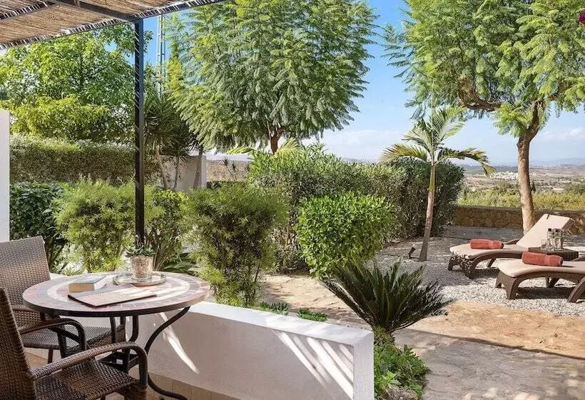 ホテル Boutique Hideaway Cortijo El Sarmiento
