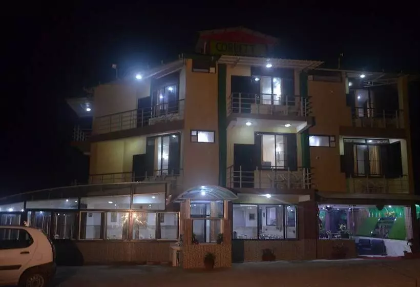 Corbett Hill Resorts  By Opensky, Lansdowne