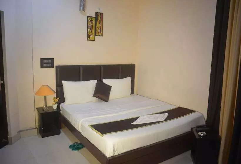 Corbett Hill Resorts  By Opensky, Lansdowne