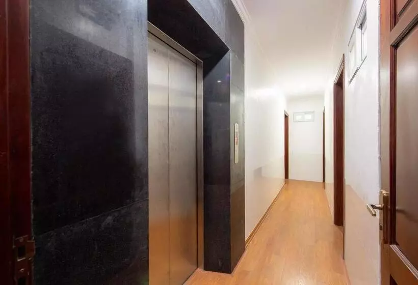 هتل Capital O 387 Bach Duong
