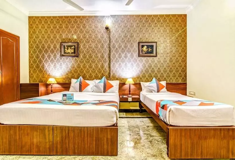 ホテル Fabexpress Nestlay Rooms   Nr Acs Medical Hospital & Apollo Speaciality Hospitals