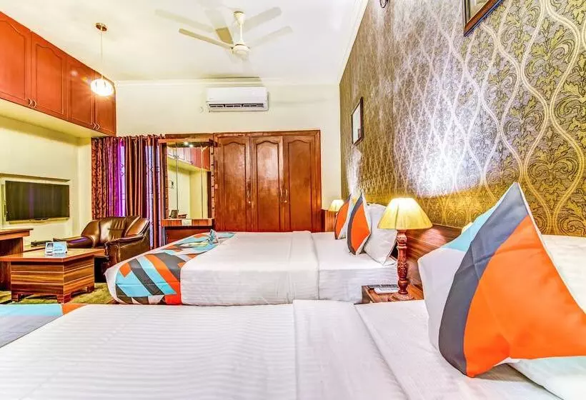 ホテル Fabexpress Nestlay Rooms   Nr Acs Medical Hospital & Apollo Speaciality Hospitals