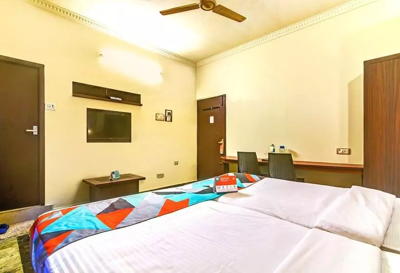 ホテル Fabexpress Nestlay Rooms   Nr Acs Medical Hospital & Apollo Speaciality Hospitals