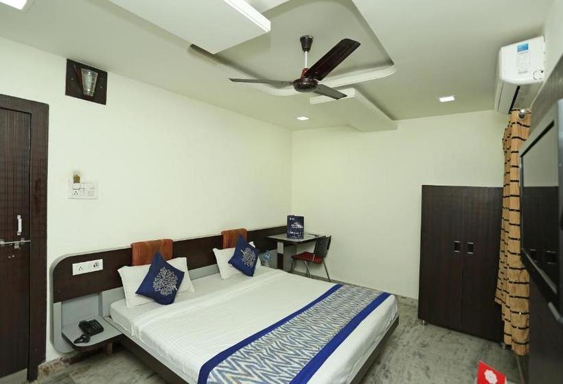 酒店 Ram Residency