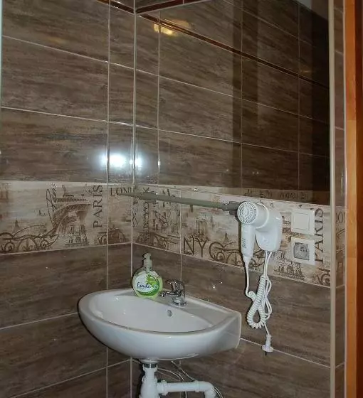 هتل Restauracja Redos