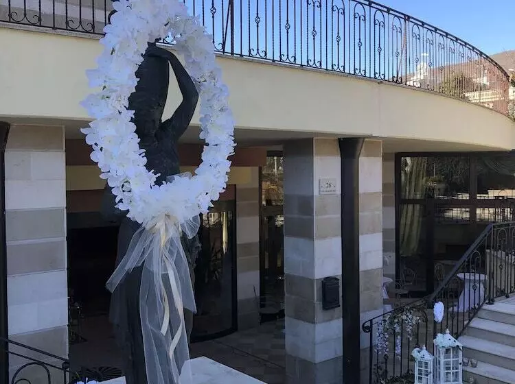 San Giovanni Rotondo Palace   Alihotels