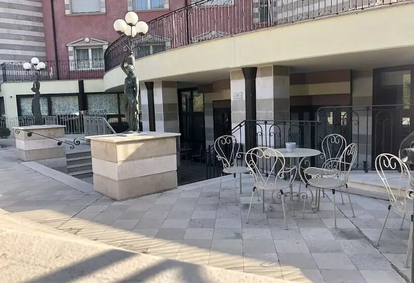 San Giovanni Rotondo Palace   Alihotels