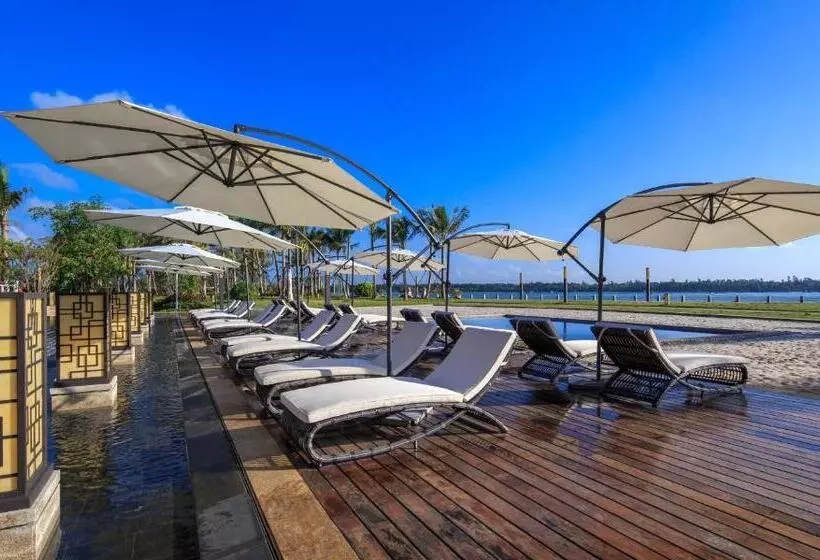 ホテル Wyndham Grand Plaza Royale Wenchang