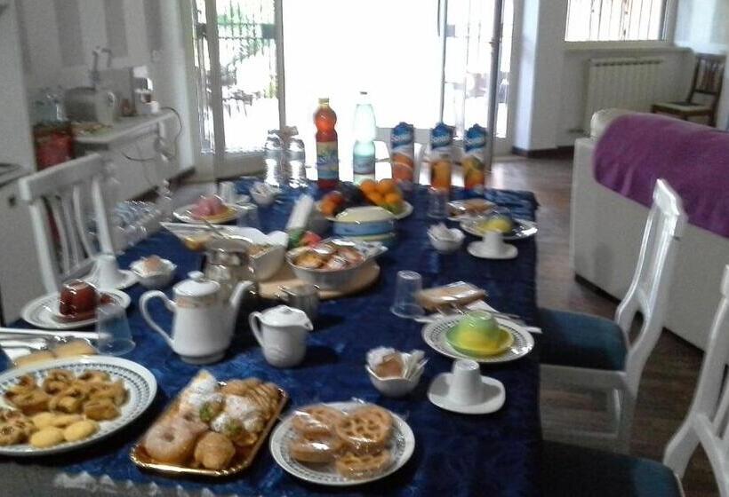 Nocleg ze śniadaniem A57