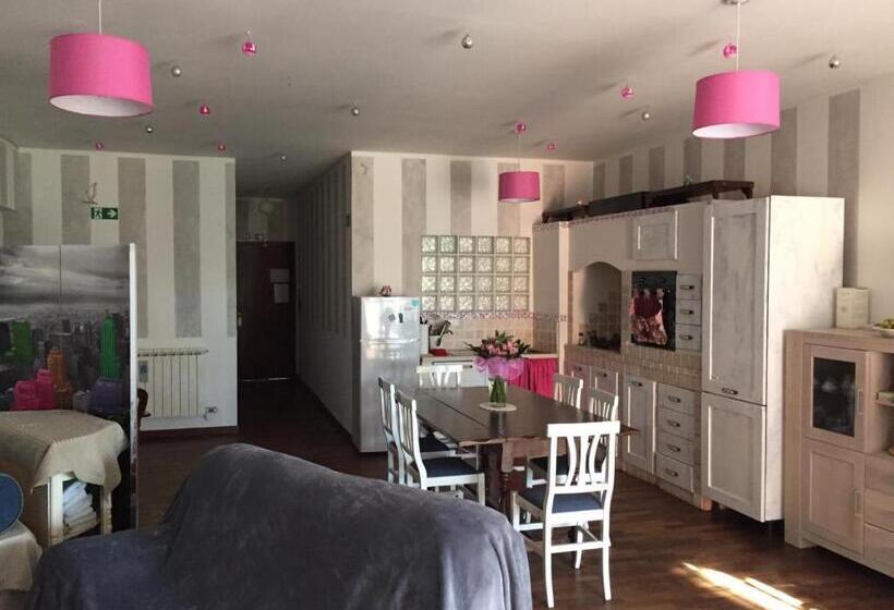 Nocleg ze śniadaniem A57