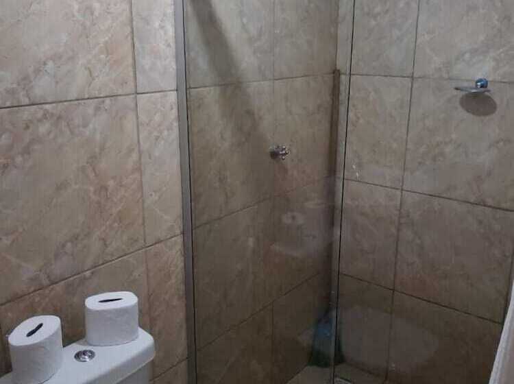 Bed and Breakfast Pousada Martins E Cia