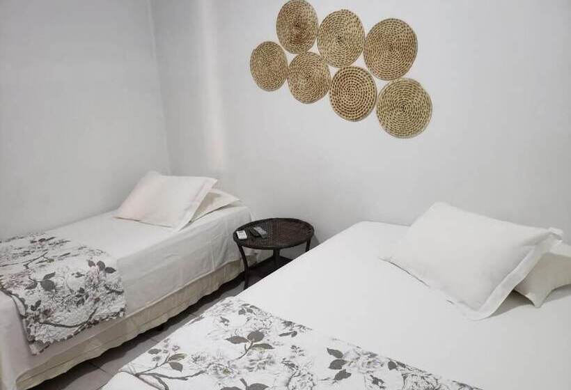 Bed and Breakfast Pousada Martins E Cia