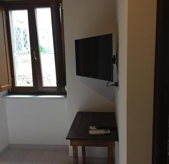 צימר Residenza Hostaria Del Pavone