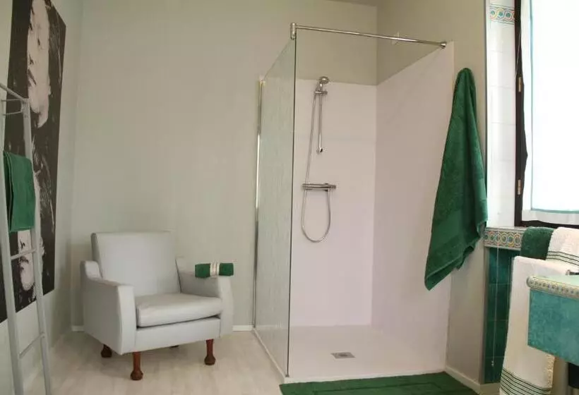 Aamiaismajoitus (B&B) Tenuta Adriana