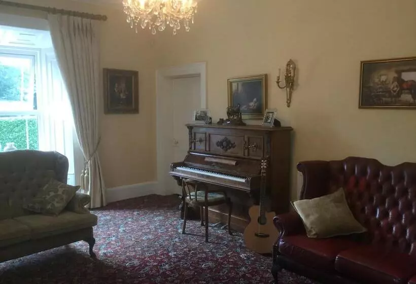 Hartley House B&b